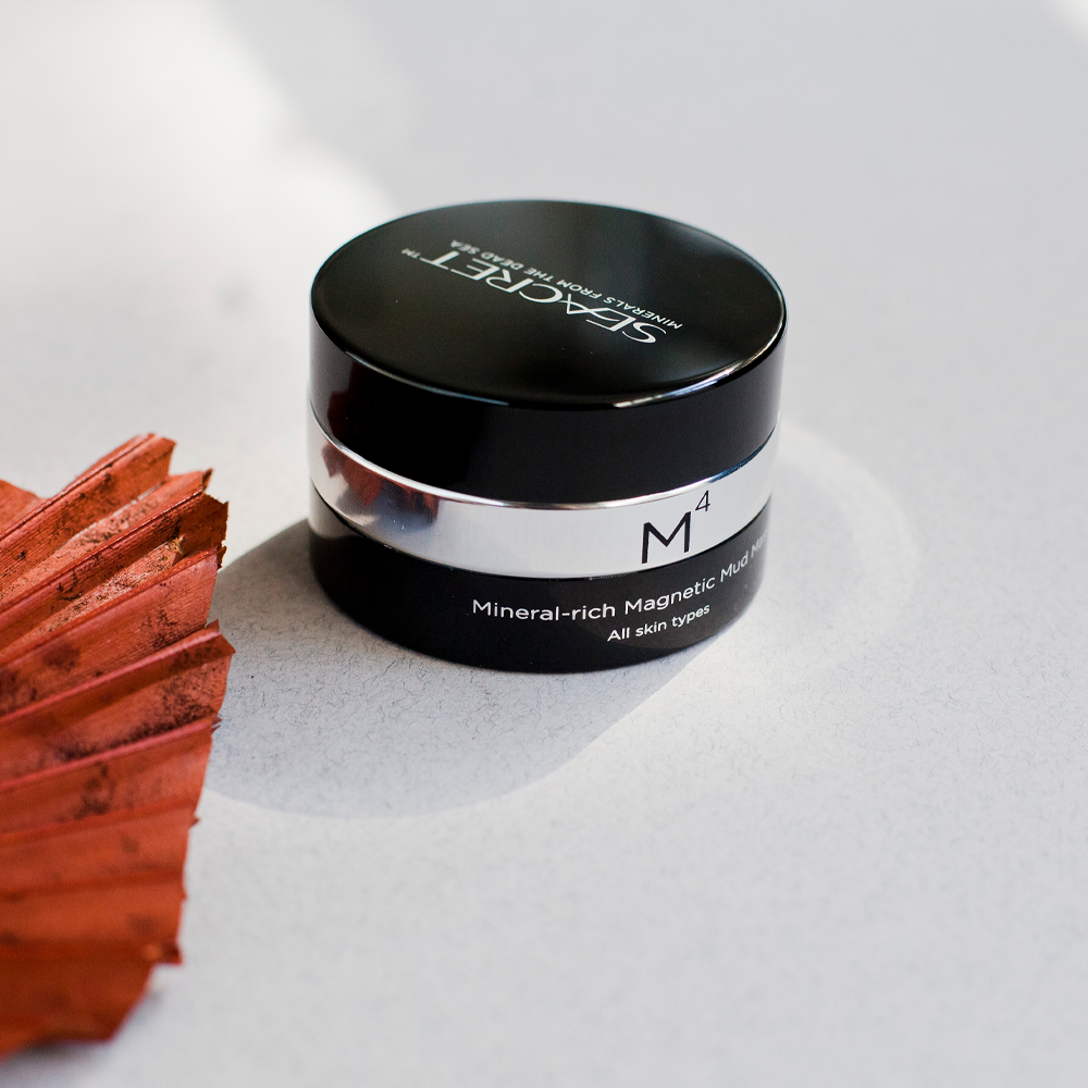 M4 – Mineral-Rich Magnetic Mud Mask - M4 – Mineral-Rich Magnetic